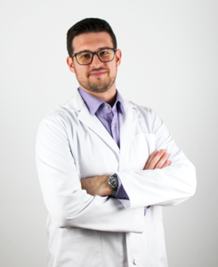 Dr. Alejandro García Navarro